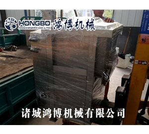 拌餡機（jī）發往遼寧