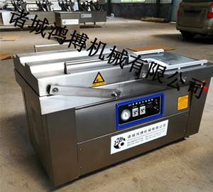 大型真空包裝（zhuāng）機